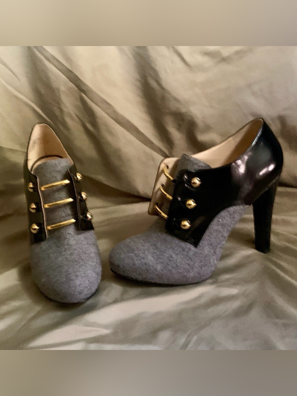 Nine West heeled bootie
